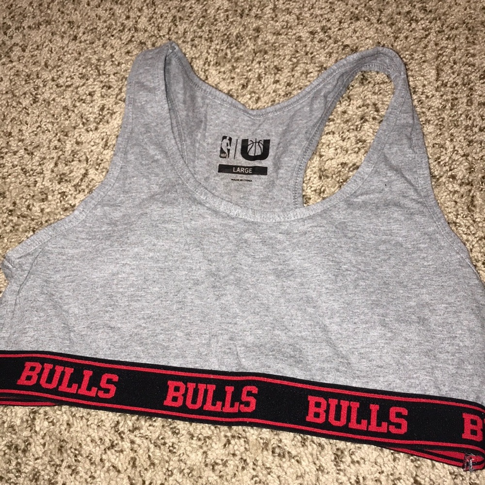 Large sports bra